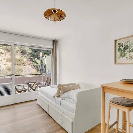 Cosy & Quiet With Ac And Balcony With A View Of Nature Apartamento